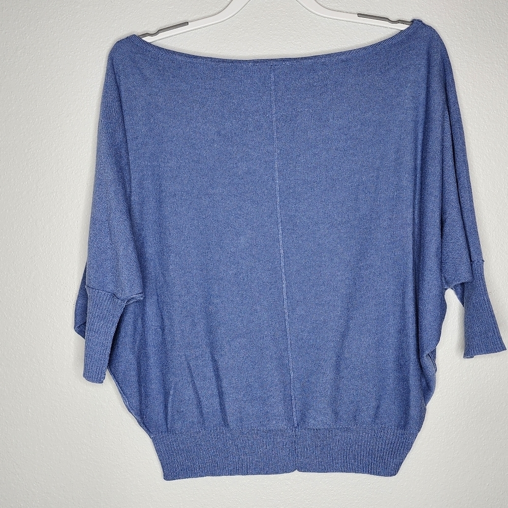 Korye women's size xs/s light blue off the shoulder top